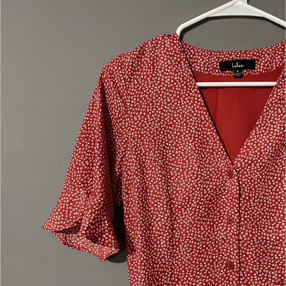 Lulu’s Castana Rust Red Print Button-Up Short Sle… - image 6